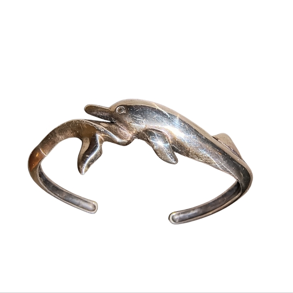 Kabana Sterling Silver Dolphin Head & Tail cuff bracelet - Picture 1 of 12